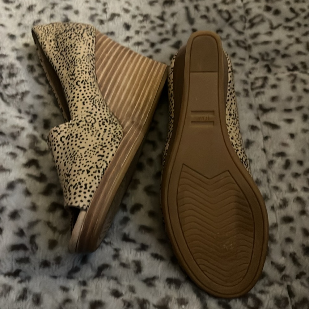 Toms woman michelle wedges size W 6.5 heels - Picture 4 of 4